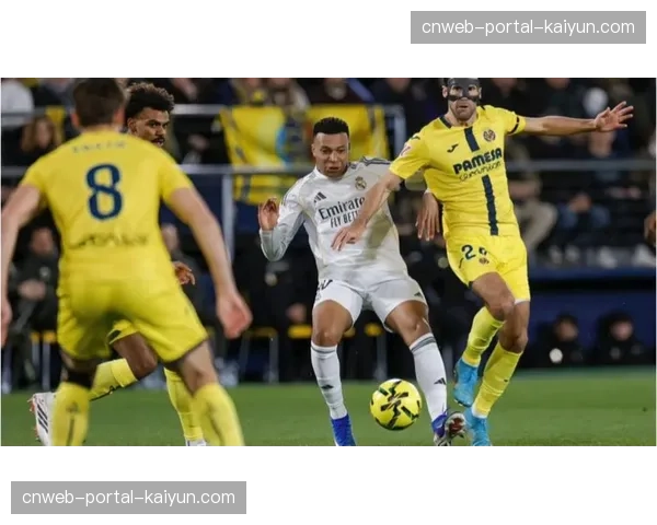 赛前预报：为应对皇马快速边路，黄潜训练课重点演练五后卫防守体系